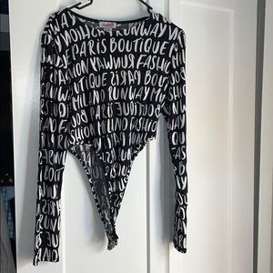 Paris boutique printed snap  jumpsuit